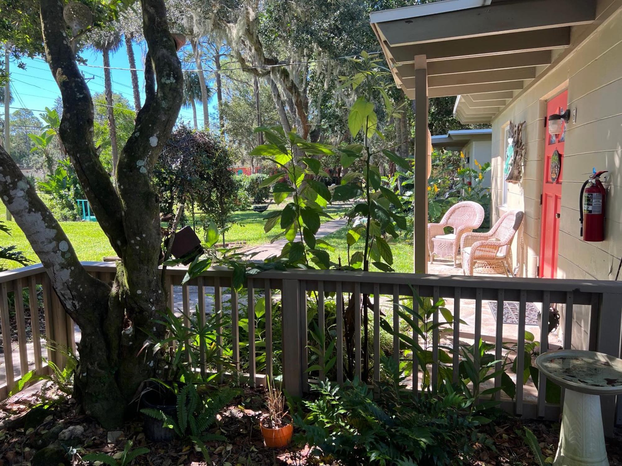 Nature Coast Inn & Cottages Inglis Exterior photo